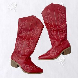 Elegant Red Heeled Boots with Embroidered Design